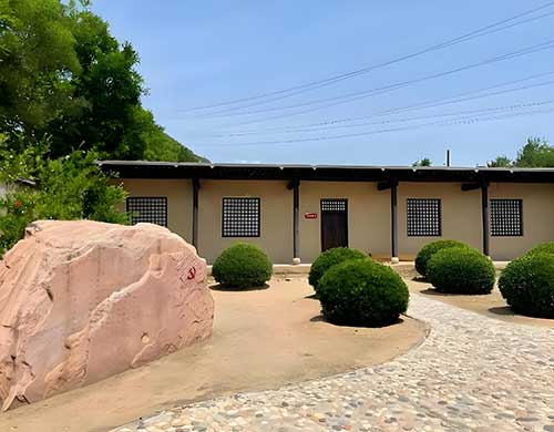 西柏坡红色培训基地助力高校思政教师成长