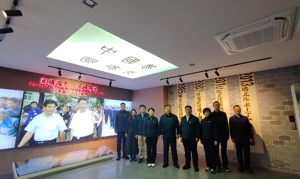 ebc984426c31eda39b0b2a2ba546a213.jpg ebc984426c31eda39b0b2a2ba546a213.jpg